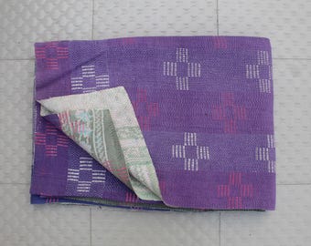 Trapunta Kantha vintage viola / Coperta patchwork reversibile