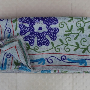 Gray Suzani Vintage Kantha Quilt: Indian Cotton Bedcover
