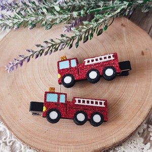 Firetruck hair clips/Girl&#39;s small hair clips/Fire Engine hair clip/Small hair clips/Toddler clips