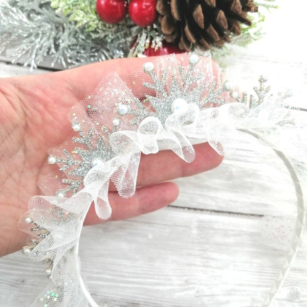 Snowflake glitter headband-Winter Onderland Headband-Christmas headband-Snowflake hair piece- Baby girl headband-Toddler headband