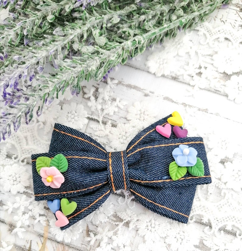 Blue denim hair bow-Girls blue hair bow-Denim hair bowGirls blue bow headband