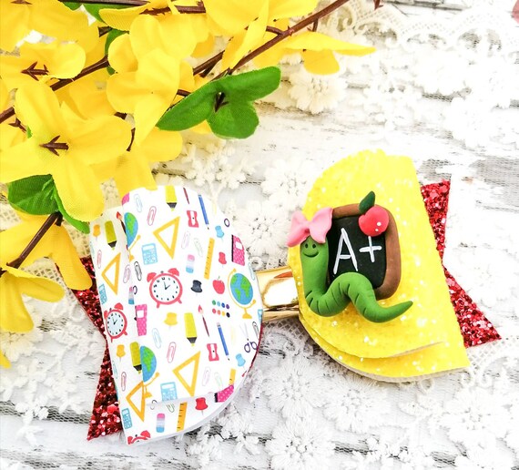 3 Stück Schul-Schleifen-Haarspangen Mit Bleistift, Apfel, Buch & Tafel-Motiven – Aus Leder, Mit Krokodilclip
