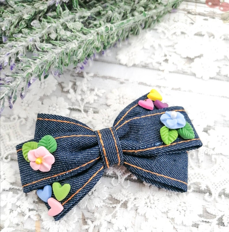 Blue denim hair bow-Girls blue hair bow-Denim hair bowGirls blue bow headband