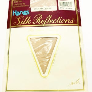 Vintage New Old Stock Hanes Silk Reflections Control Top Women&#39;s Size C/D Pink Mist Sandalfoot Pantyhose Nylons Hosiery