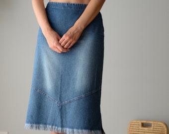 Vintage Y2k denim midi skirt with fringe detail