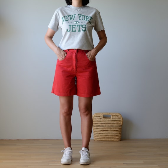 Red mom shorts outlet