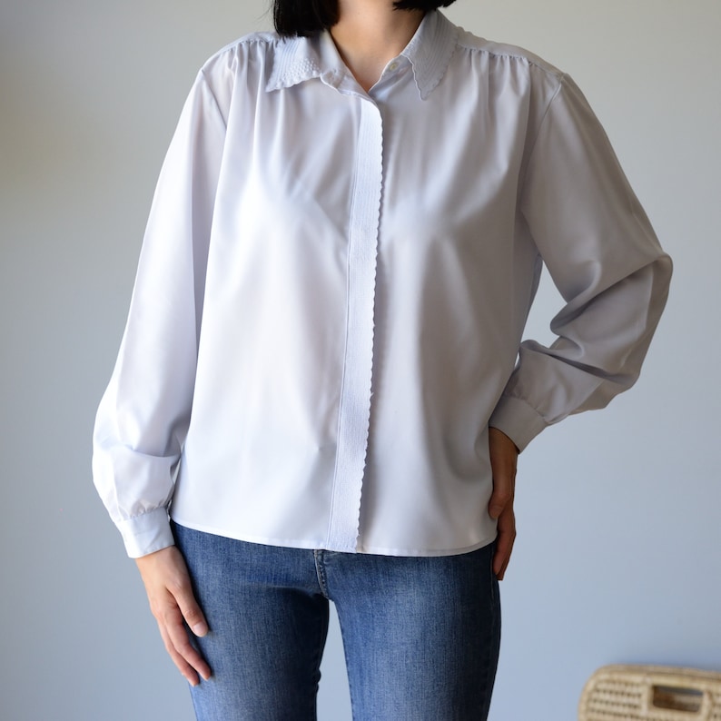 Smocked Peplum Scallop Collar Blouse in Blue