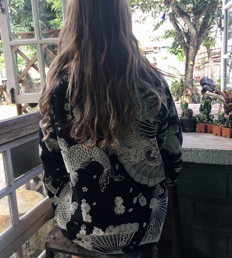 Black Japanese Koi Fish Kimono JacketJapanese fan pattern Kimono.
