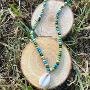 Greeny necklace, long summer necklace, beach necklace, shell necklace, cowrie necklace, summer necklace, surf necklace, boho necklace