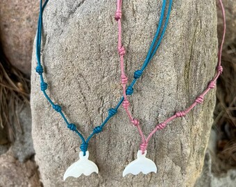 Willy necklace, whale tail necklace, ocean necklace, sea necklace, summer necklace, surf necklace, animal necklace, boho summer necklace