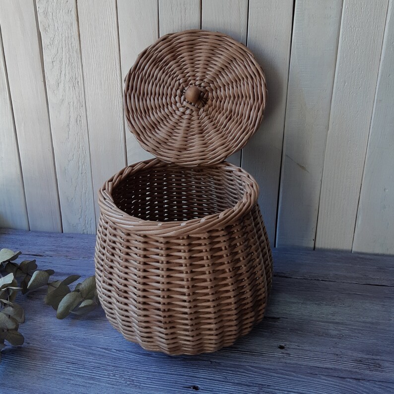 Small Wicker Basket With Lid 6.5 Tall Wicker Container Etsy