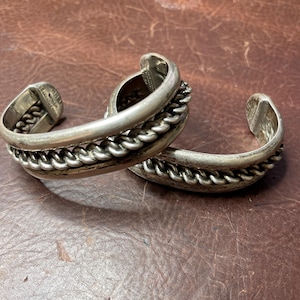Vintage Set of 2 Egyptian Style Rope Cuff Bracelet Hand Wrought Sterling Silver Artist Signed JRHH 52