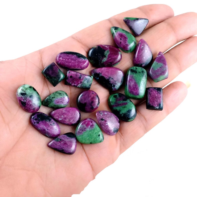 Free Form Size Whollsell Gemstone Ruby Zuisite Handmade Affrican Ruby Zuisite Loose Caboochon 20 Pcs Lot
