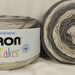 PEPPERCREAM Caron BIG Cakes Yarn - Big 10.3oz / 603 yards