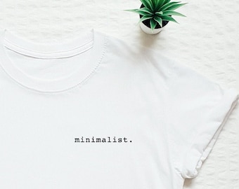 Minimalistisch shirt, inspirerend shirt, cadeau voor minimalistisch, minimalisme shirt, pocket print minimalistisch t-shirt