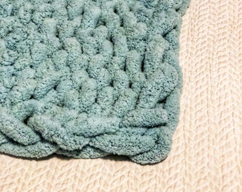 Super Chunky Knit Blanket