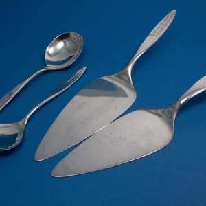 Silver plated cake server set with 2 matching cake servers and 2 spoons, WMF Rio