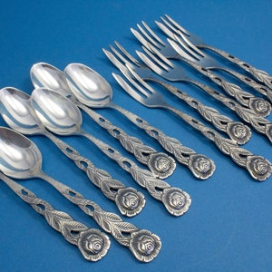 Cutlery set for 6 people, teaspoon and cake fork with roses