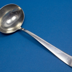 Silver plated sauce and gravy ladle