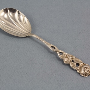 Small sugar spoon, Antiko, Hildesheimer Rose