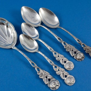 Tea Time Set with roses, Antiko