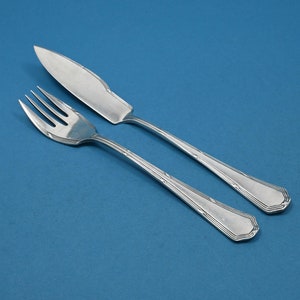 Versilbertes Fischbesteck für eine Person, Wellner Kreuzband