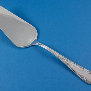 Rococo cake server, silver plated, vintage flatware, cake lifter, eating cake