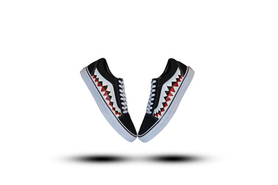 Vans Old Skool Shark Custom/Size 36-46 