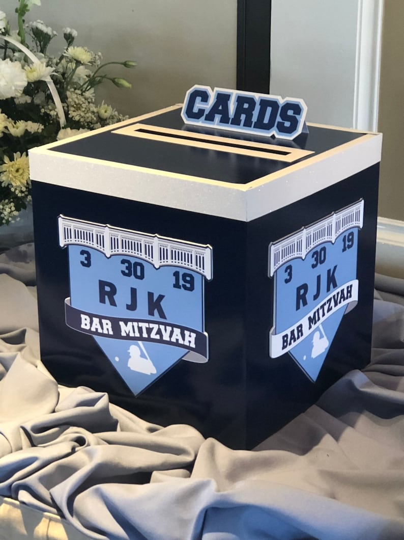 Logo themed Quinceaneras Mitzvahs Sweet Sixteens Gift Card Box