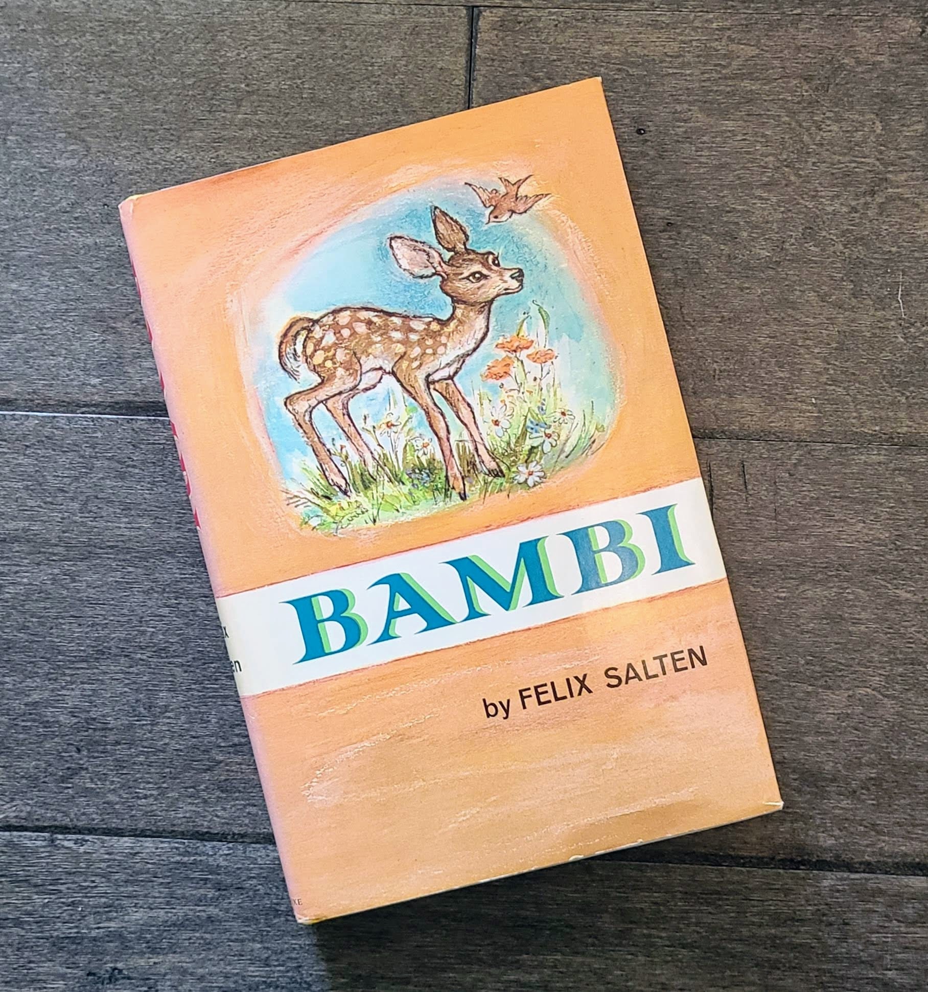 Vintage BAMBI por Felix Salten / Junior Deluxe Editions