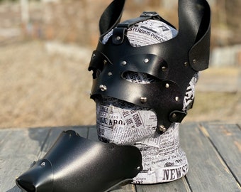 Leather dog mask with detachable muzzle