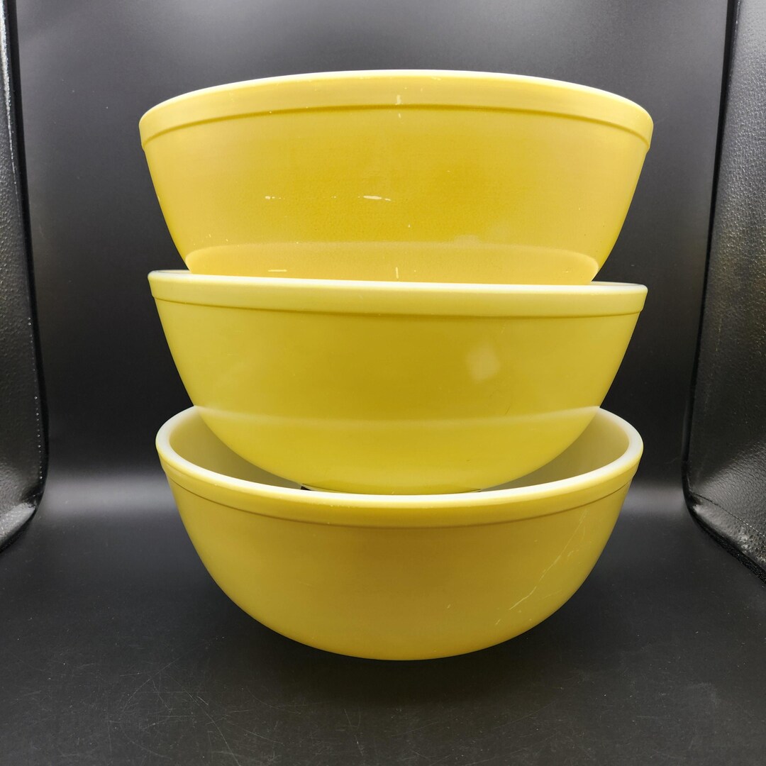 Yellow Pyrex Mixing Bowl Large 404 Vintage - Etsy