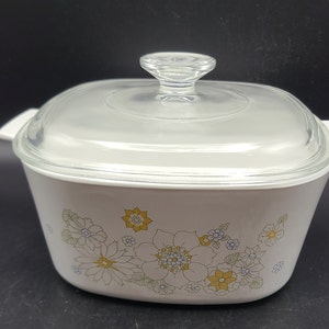Cocotte couverte bouquet de fleurs Corning Ware, 3 pte A-3-B