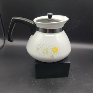 Corning Ware Floral Bouquet Tea Coffee Pot P-104 6 Cup