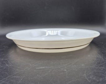 Vintage Pyrex Gold Stripe Opal Ware Pie Plate 210