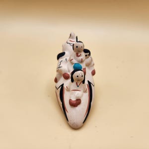 Storyteller Quail with Four Children Navajo Pottery