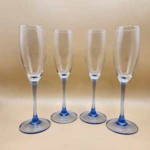 Set of Four Blue Stem Champagne White Wine Glasses Flutes Luminarc France