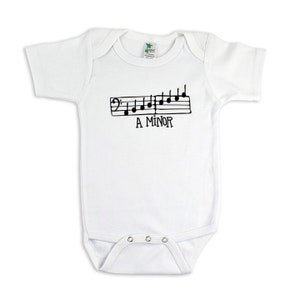 Babybody - A MINOR (0 bis 3 Monate)