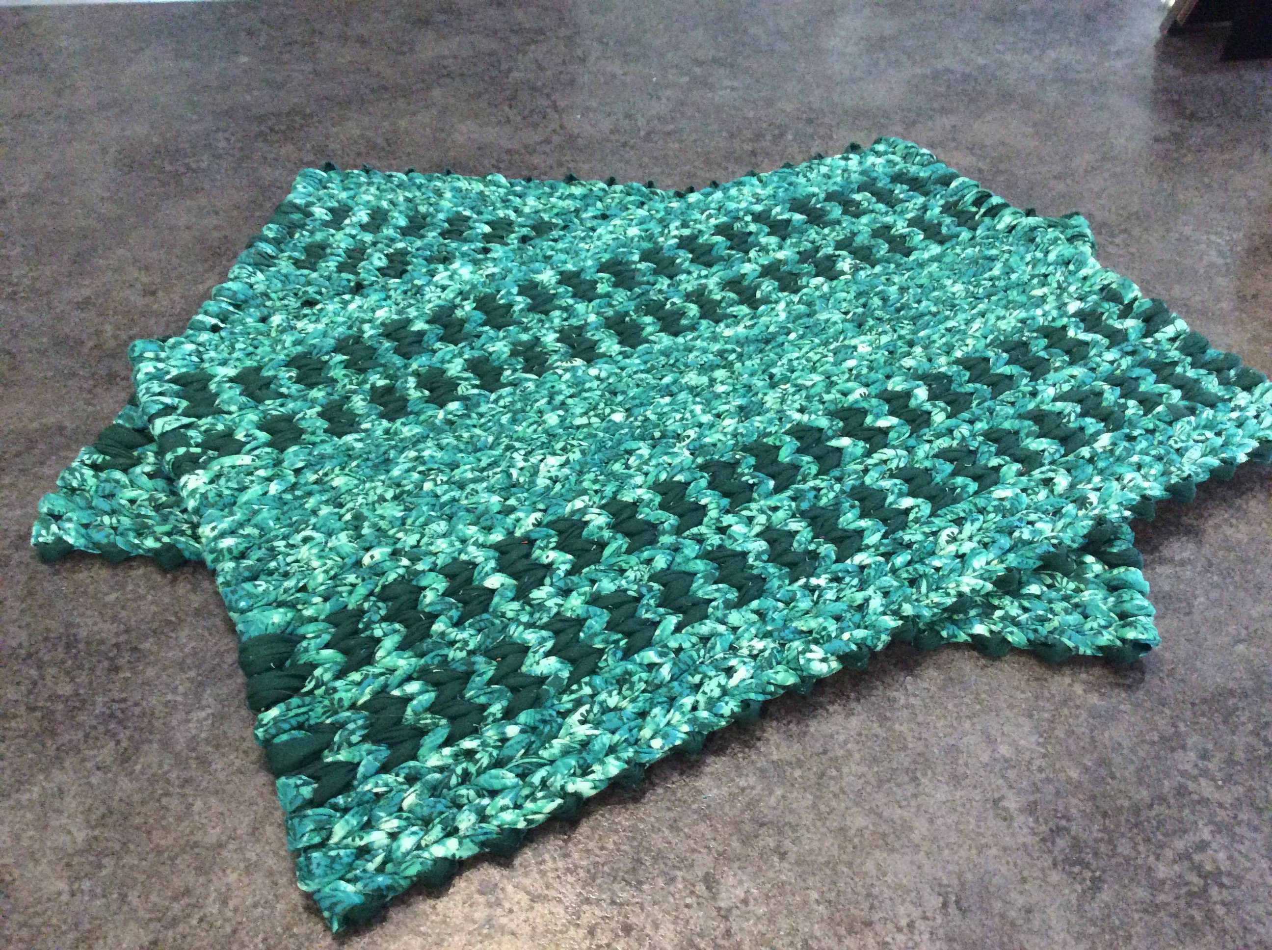 Twined Rag Rug Placemat Set. Large 17.5 x 12.5 READY TO SHIP. Green