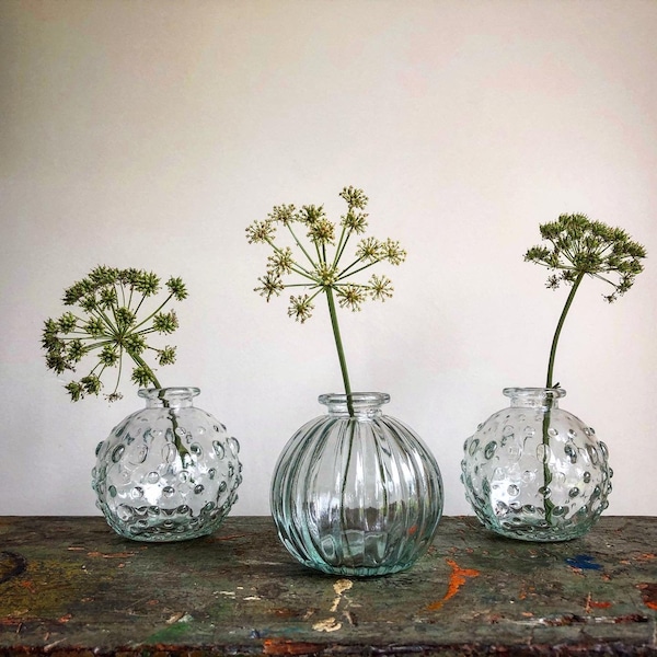 Beautiful Bud Vase / Recycled Glass Vase / Round Stem Vase / Table Decoration / Wedding Decoration / Table Decor Ideas