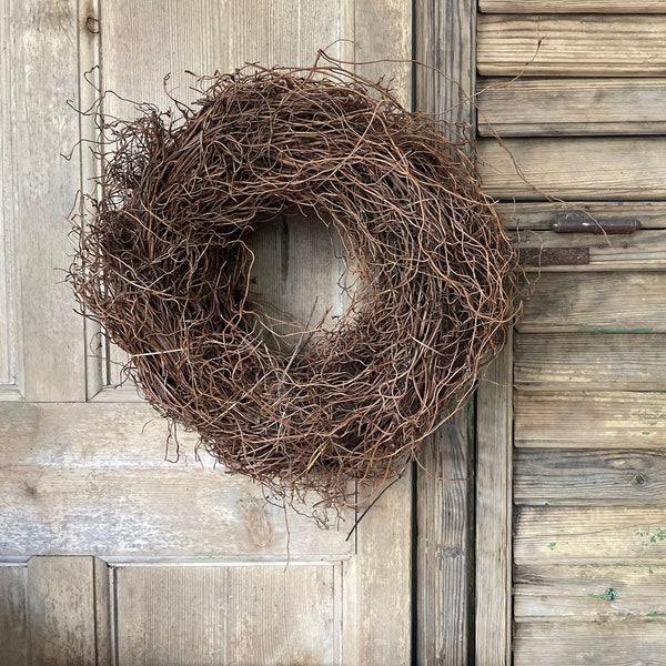 Rustic Wreath / Twiggy Wreath / The Greta / Seasonal Decor / Woven Twig Circle / Twig Hoop / Rustic Decor / Natural Decor