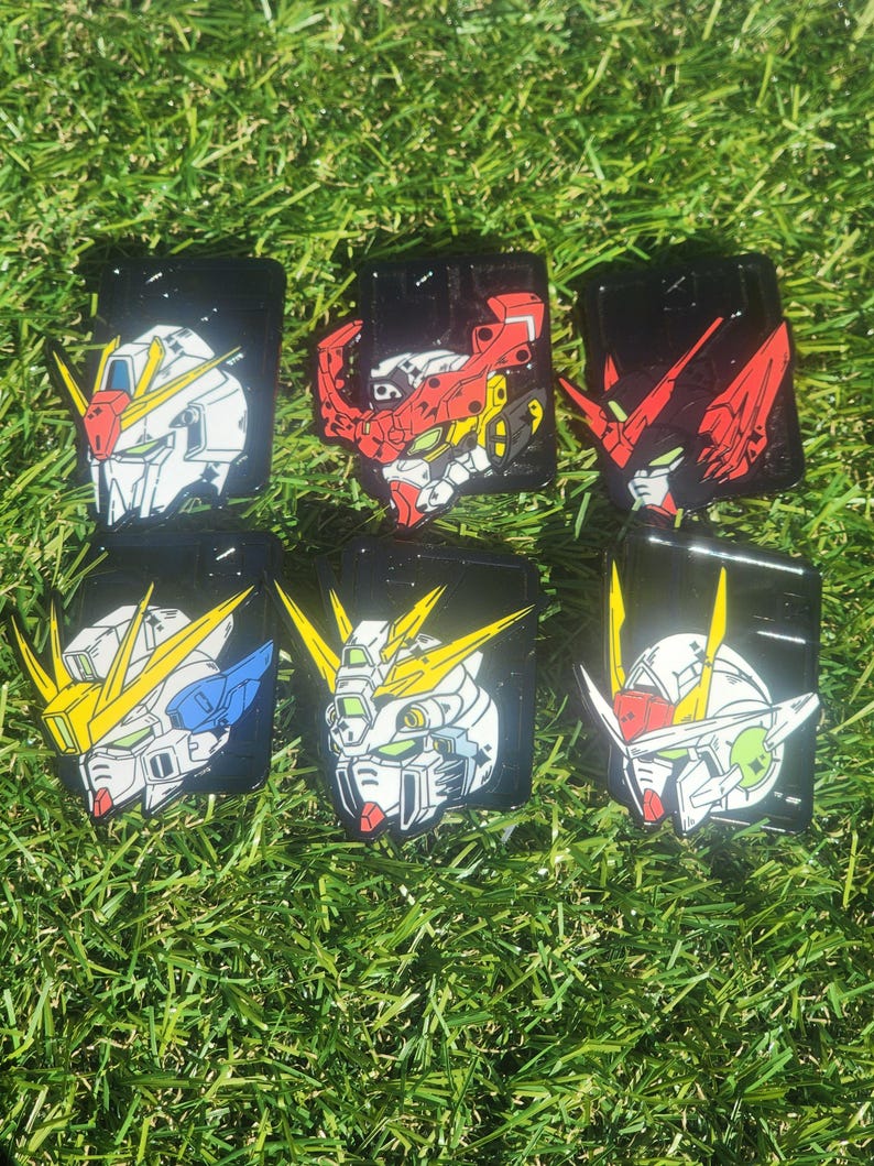 NEUE Gundam V2.0 Emaille Pins Bild 1