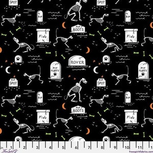 Scaredy Cat PWRH040.BLACK pet cemetery by Rachel Hauer for Freespirit