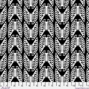 Scaredy Cat PWRH035.BLACK rib bones by Rachel Hauer for Freespirit