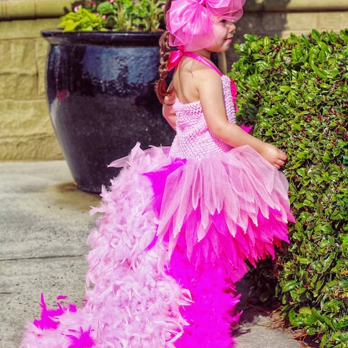 STRAPLESS SHORT FEATHER DRESS FLIGHT OF THE FLAMINGO