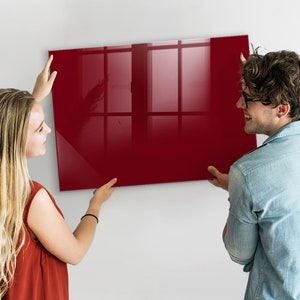 Pizarra magnética para pared con fotos en color rojo oscuro, color burdeos, tablero grande para tareas domésticas, tablero para notas