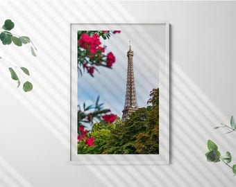 花の中のエッフェル塔 - パリ、フランス 額入りアート、額入り風景