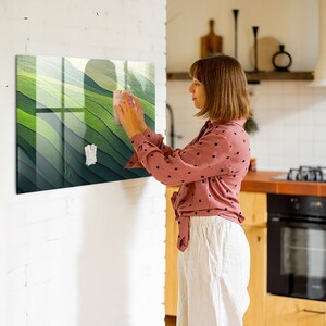 Organizador de pared con abstracción de campo verde, tablero magnético para tareas, tablero de notas verde, patrón de abstracción