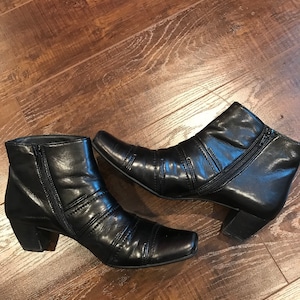 Paul Green Leather Booties