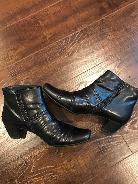 Paul Green Leather Booties